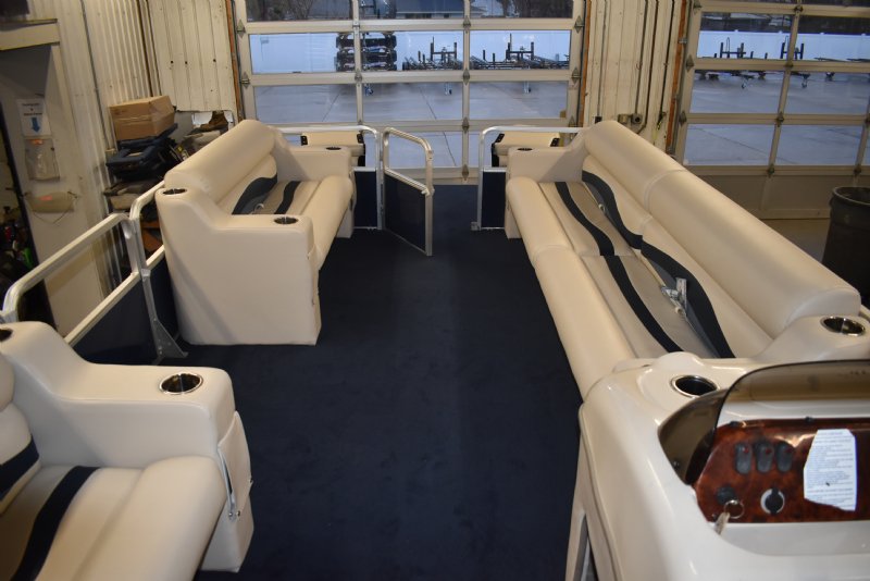 boat carpeting installation